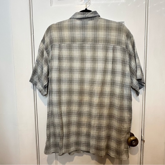 PATAGONIA ORGANIC COTTON MENS SHORT SLEEVE PLAID/CHECK BUTTON DOWN‎ SZ LARGE - Picture 2 of 4